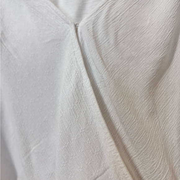 American Eagle Outfitters White Wrap Blouse size M - Picture 5 of 12